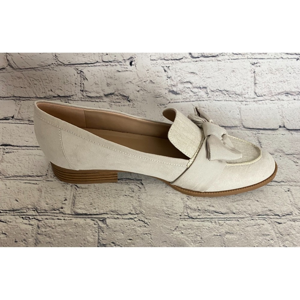 Bandolino NWOT Womens Lindio Loafers 11M Natural Cream Bow Slip On - Picture 6 of 15